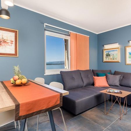 Apartmani Heni Врбник Экстерьер фото