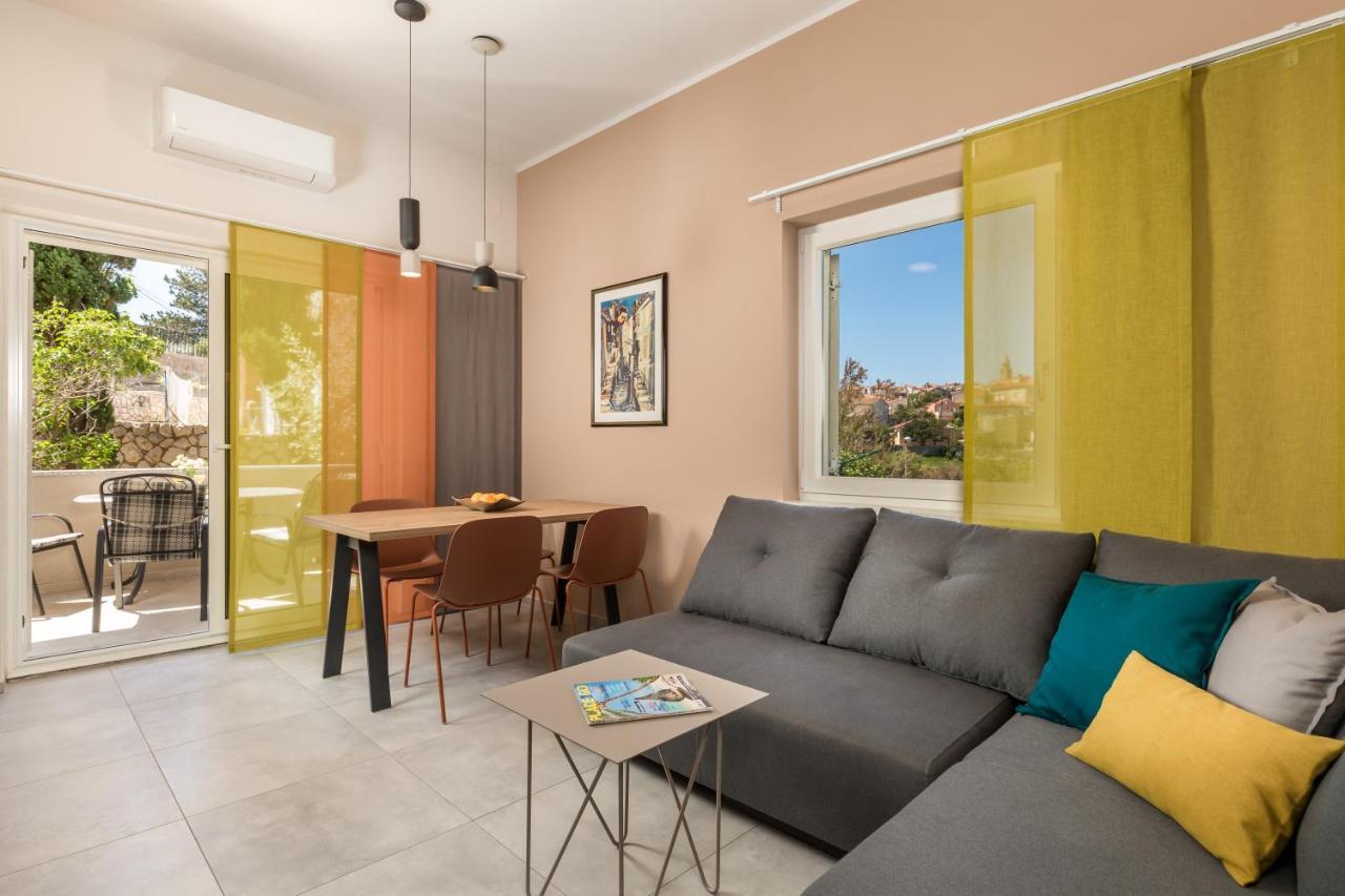 Apartmani Heni Врбник Экстерьер фото