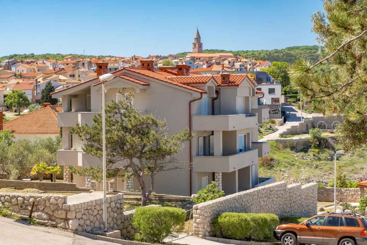 Apartmani Heni Врбник Экстерьер фото