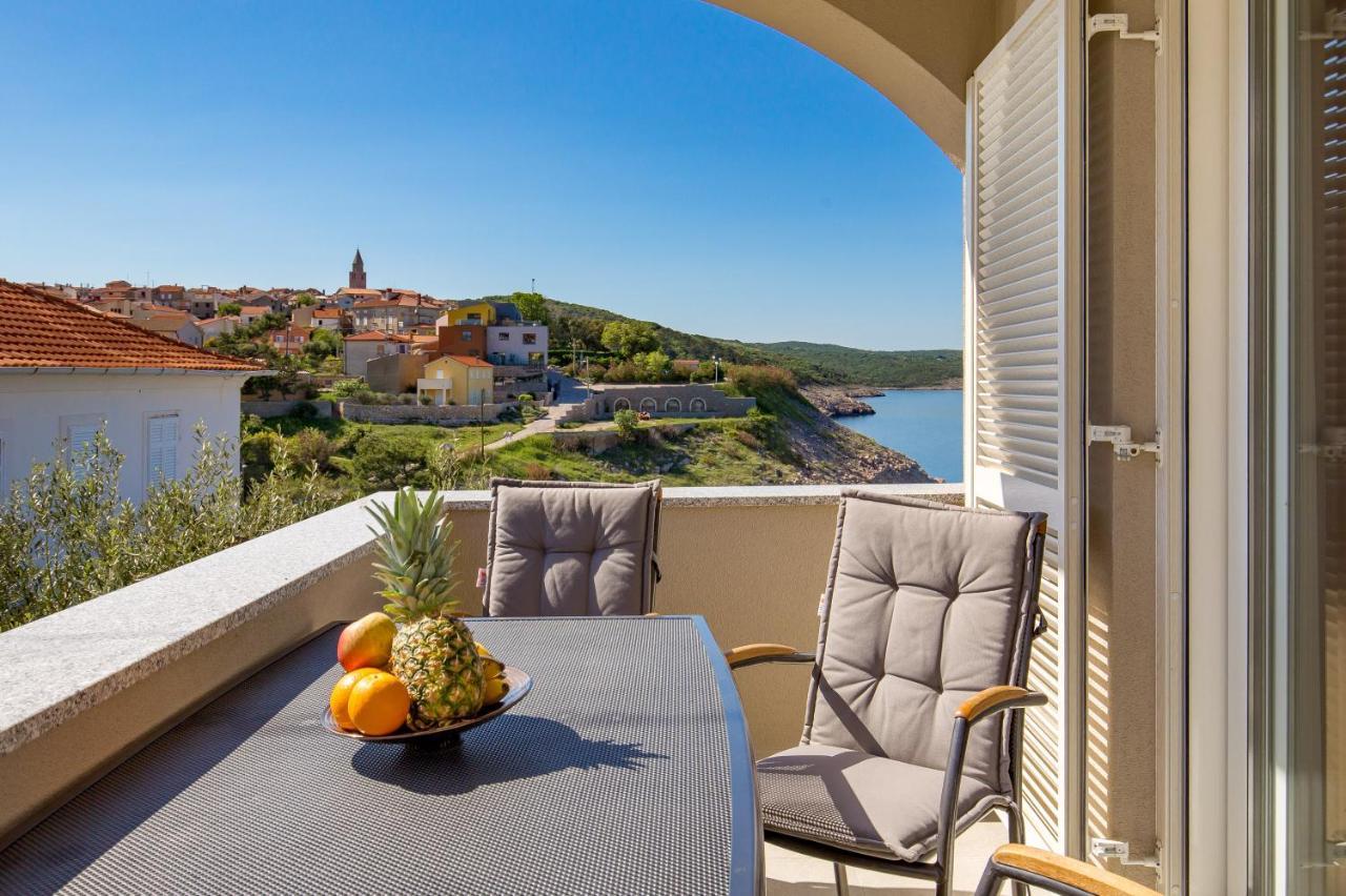 Apartmani Heni Врбник Экстерьер фото
