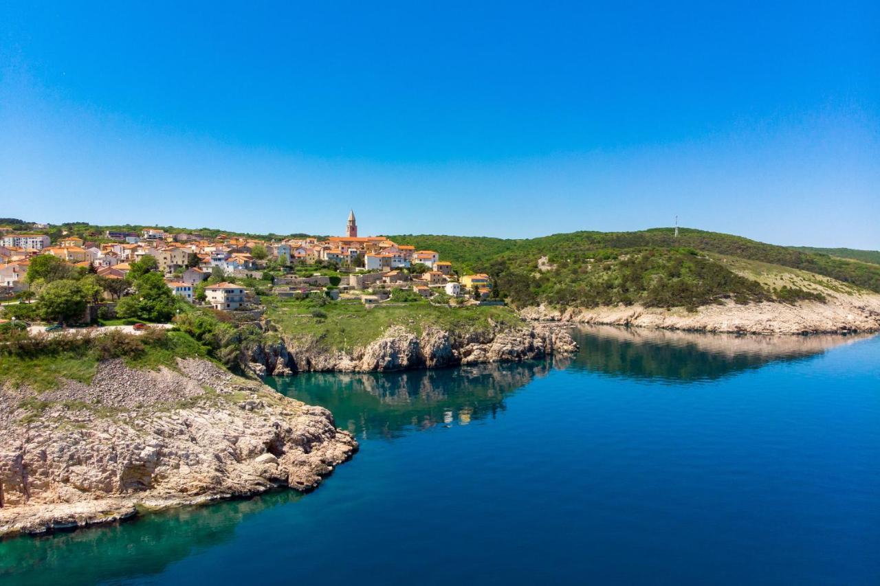 Apartmani Heni Врбник Экстерьер фото
