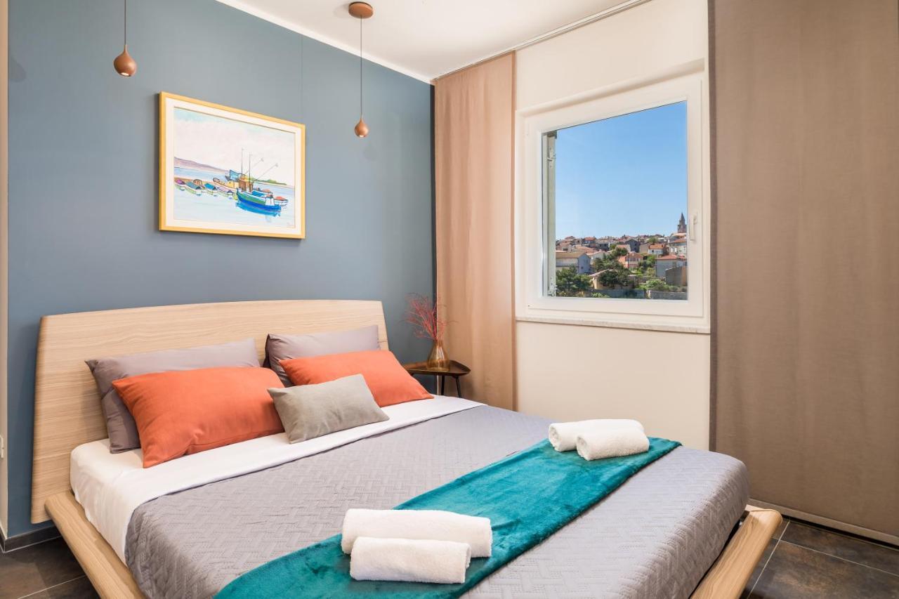 Apartmani Heni Врбник Экстерьер фото